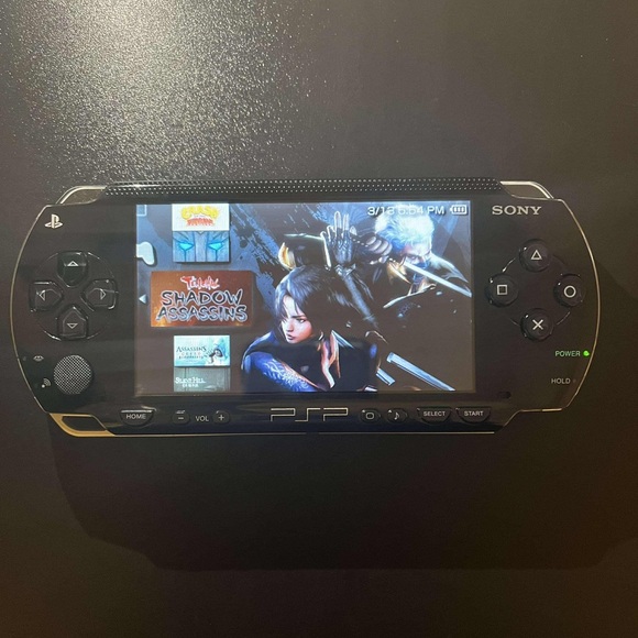 Sony PSP - Picture 4 of 14